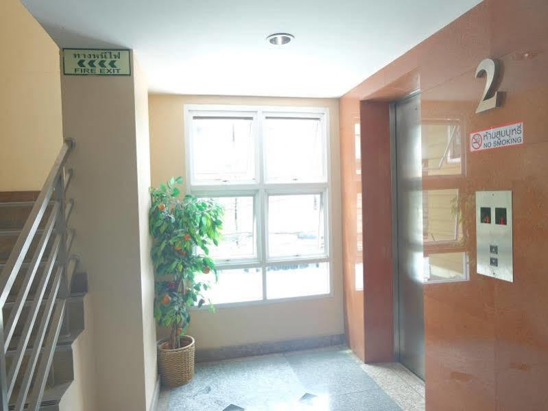 Diamond Bangkok Apartment Exterior photo