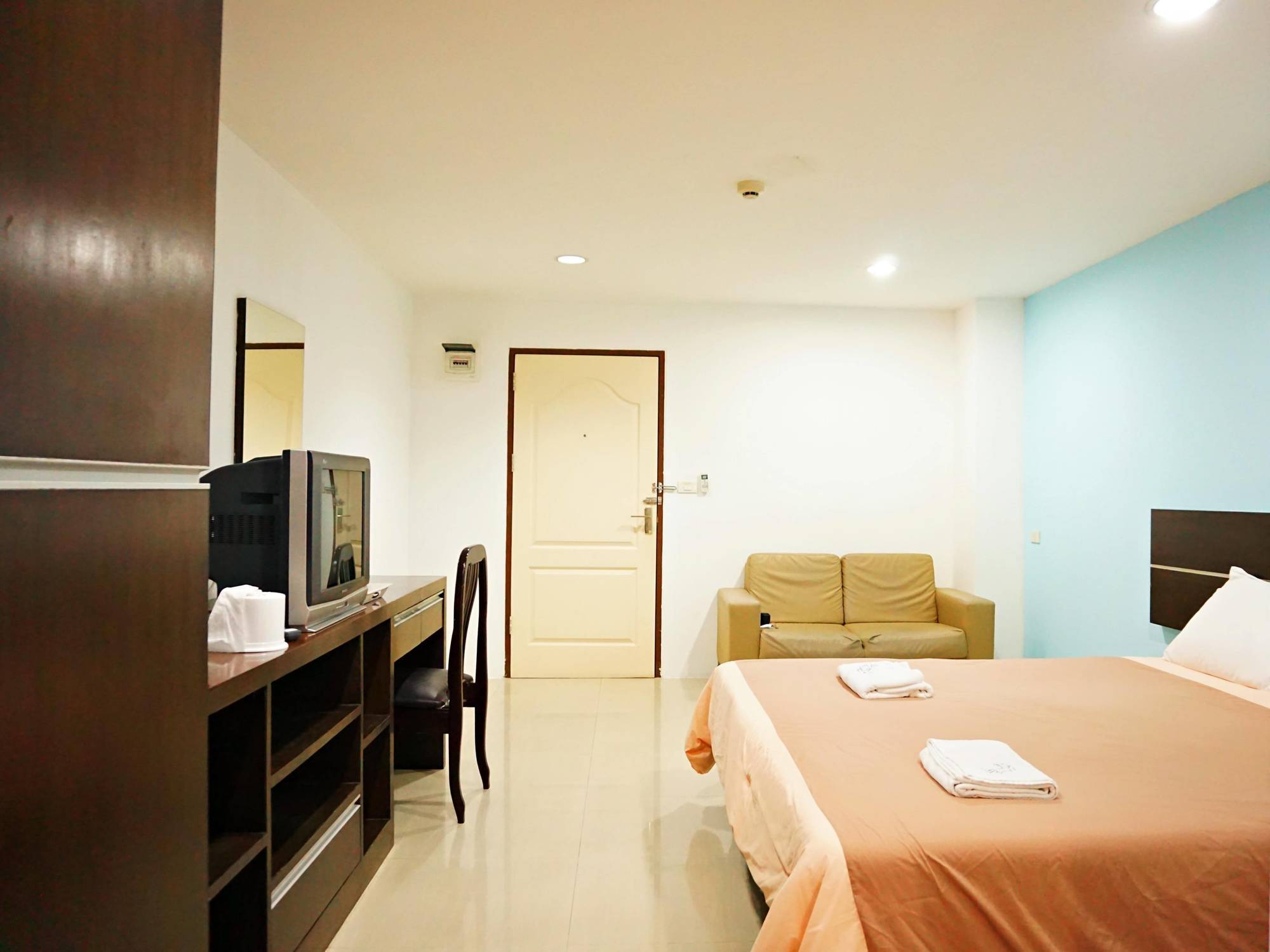 Diamond Bangkok Apartment Exterior photo
