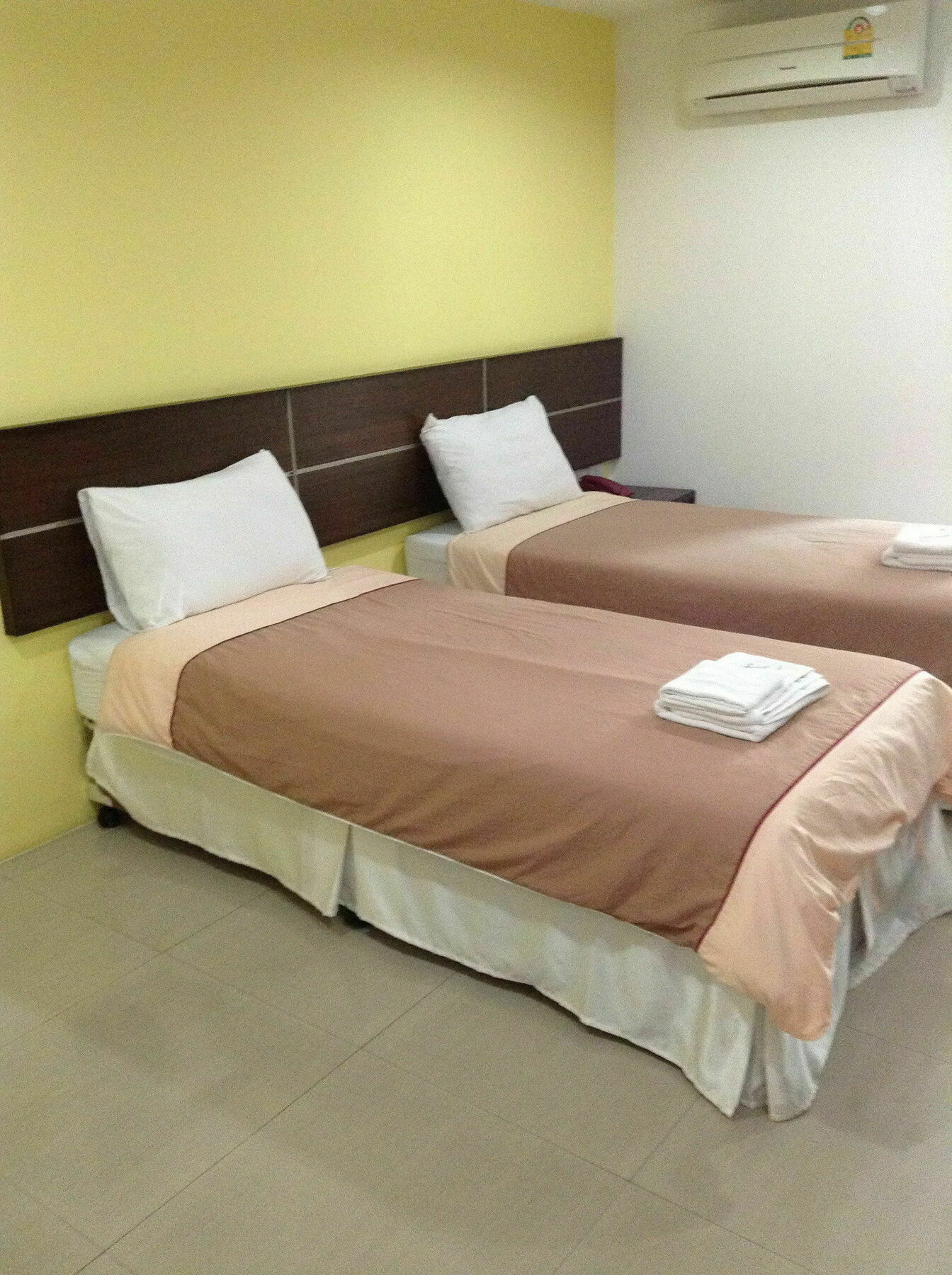 Diamond Bangkok Apartment Exterior photo