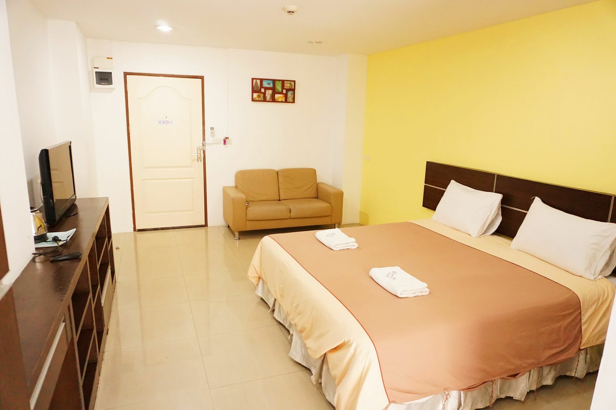 Diamond Bangkok Apartment Exterior photo
